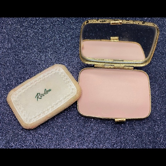 Vintage Revlon compact & lipstick - Picture 2 of 4